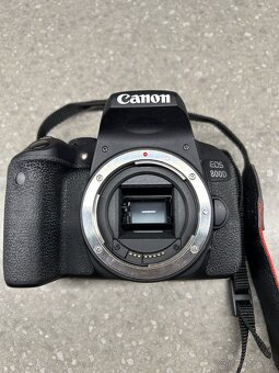 Canon EOS 800D - 2