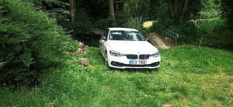 330e F30 149tis km, servis BMW - 2