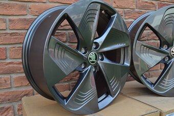5x112 R18 Originální hliníkové disky Škoda Octavia 3/4 - 2