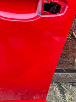 ŠKODA OCTAVIA 3 LEVÉ PŘEDNÍ DVEŘE - 2