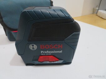Samonivelační křížový laser BOSCH Professional  GLL 2-10 - 2