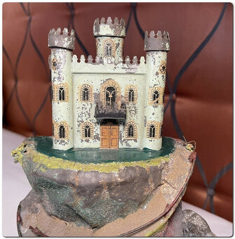 VZÁCNÝ NÁLEZ Skála a horská scéna Graner s fontánou a ostr - 2