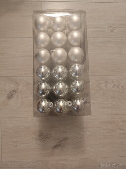 Vánoční skleněné ozdoby - 2