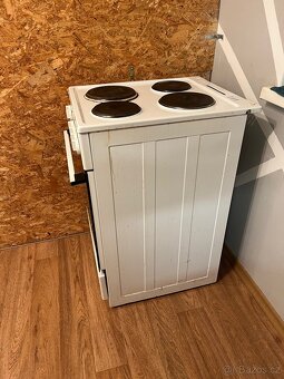 Sporák s troubou Mora - 2