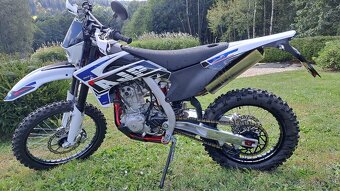 Kvalitní španělské enduro AJP 250 - 2