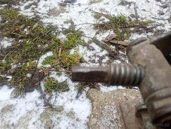 Nůžkový zvedák /hever - 2