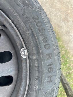 205/60/16 - 2