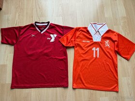 2x fotbalový dres / sportovní triko, vel. 128 - 2