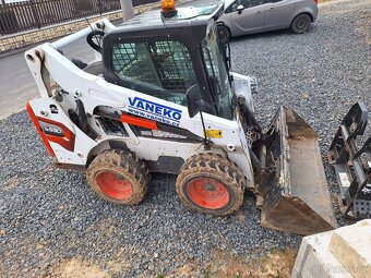 Smykem řízený nakladač Bobcat S 590 - 2
