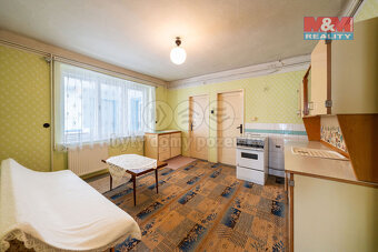Prodej rodinného domu, 120 m², Stavěšice - 2