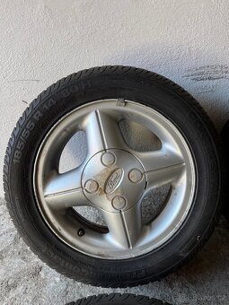 Kola Ford 185/55 R14 - 2