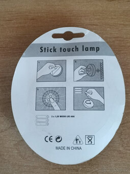 Noční světlo - lampička na stisknutí, 4-LED, samolepící - 2