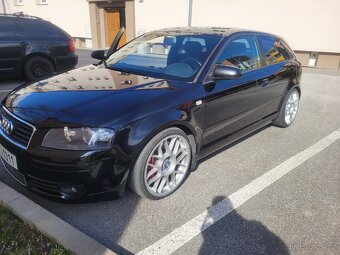 Prodám na audi a3 8p kapota budíky a volant - 2