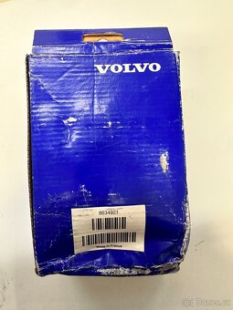 OEM originální přední brzdové destičky Volvo S60 T5 - 2