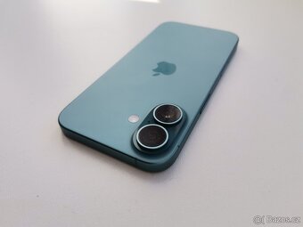 Apple iPhone 16 - 2
