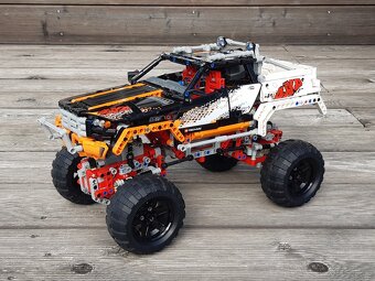 Lego Truck 9398 - 2