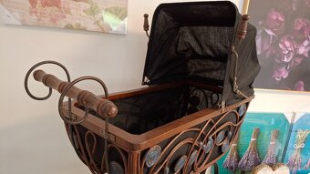 Vintage proutěný zachovalý kočárek na panenky - 2