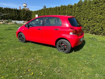 Toyota yaris 1.3 - 2