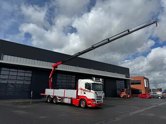 Scania R520 6x4 - valník s hydraulickou rukou FASSI - 2