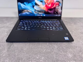 Dell Latitude 7390 - Core i7-8650U / dotykové LCD / 512GB - 2