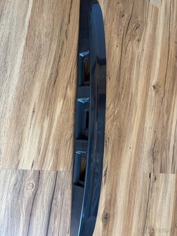 Lišta páté dveře NISSAN QASHQAI 06-2013 - 2