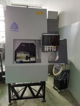 CNC fréza HWT E 442, 5 osá - 2