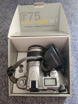 Nikon F75 a Nikkor 28-100 - 2