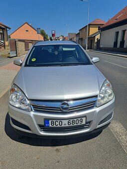Opel Astra h - 2
