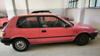 TOYOTA COROLLA E9 - 1,3 - 2
