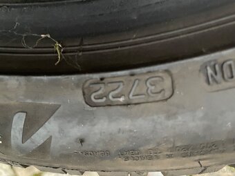 Bridgestone blizzak 205/50r17 - 2
