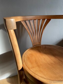 Thonet polokřesílko po renovaci - 2