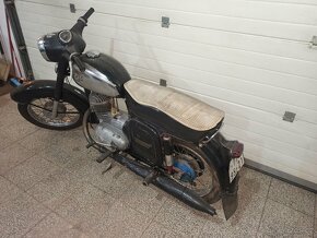 Prodám motocykl CZ 175/450 DE Luxe - 2