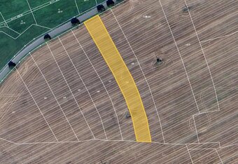 Prodej podílu 3/8 pole 10 992 m², Hrazany - 2