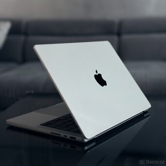 MacBook Pro 14 – výkonná konfigurace M2 Pro / 32 GB / 512SSD - 2