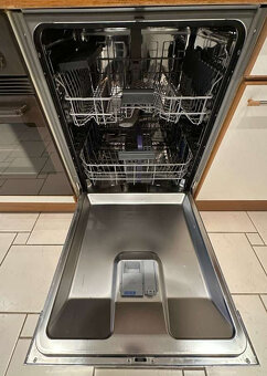 Myčka nádobí Beko DSN6634FX2 - 2