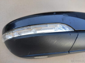 ZRCÁTKO PRAVÉ - VW PASSAT B7 - 9 pinů - 2