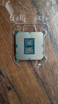 Intel Core i7-10700KF - 2