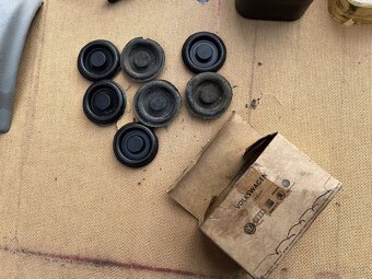 Drobné díly na VW T4 - 2