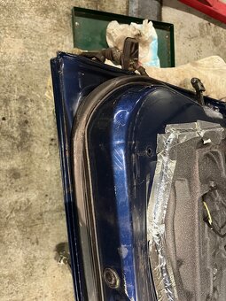 Prsve zadni dvere bmw e46 touring - 2