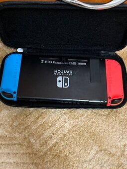 Nintendo switch - 2