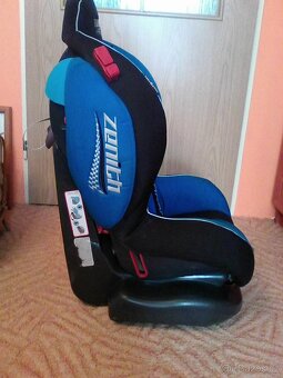 Dětská autosedačka zn. Zenith v modré barvě. - 2