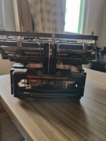 Remington psací stroj - 2