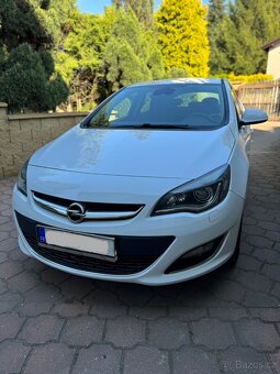 Opel Astra J 1.6 CDTI Diesel - 2