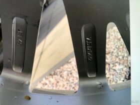 Nové nejete orig.ALU audi a4 a jiné 7F0601025AK - 2