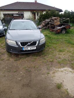 Volvo V70 2.4 D5 120KW manuál 6q - 2