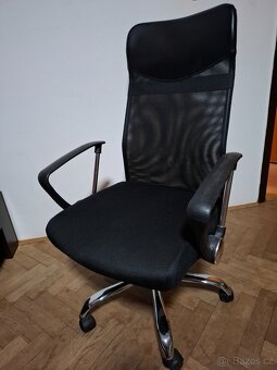 Kancelářská židle se síťovým opěradlem - 2