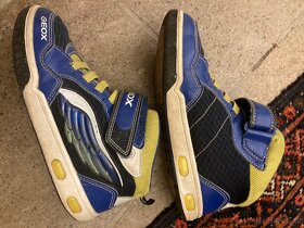 Geox 34 blikaci - 2
