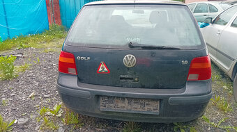 VW Golf IV 1,6 16V HB r.v.2000 - 2