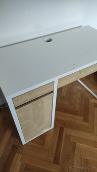 Psací stůl IKEA Micke - 2