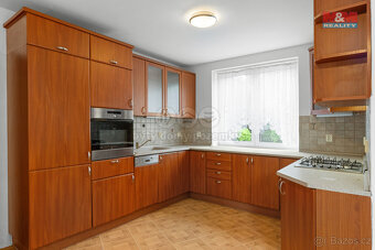 Prodej rodinného domu, 200 m², Záryby - 2